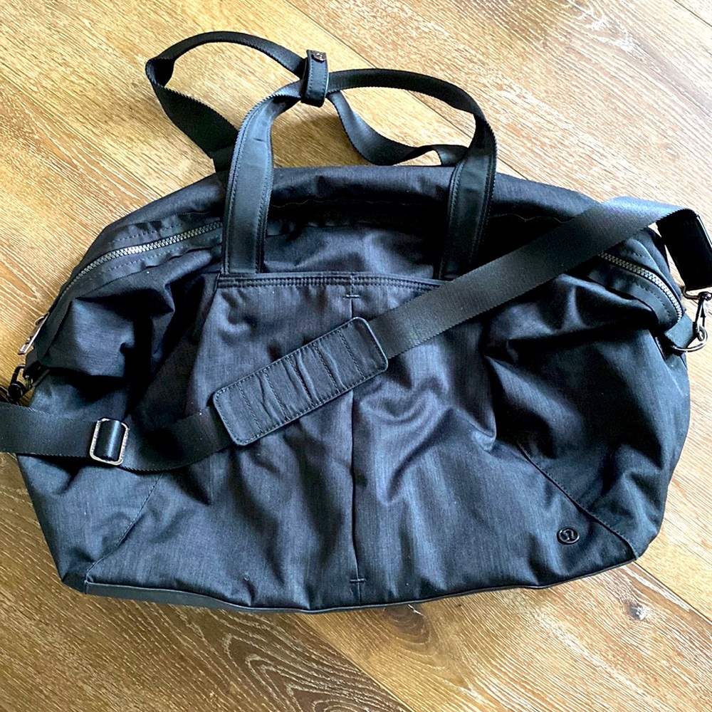SOLD💥 Lululemon Large Bag - Black